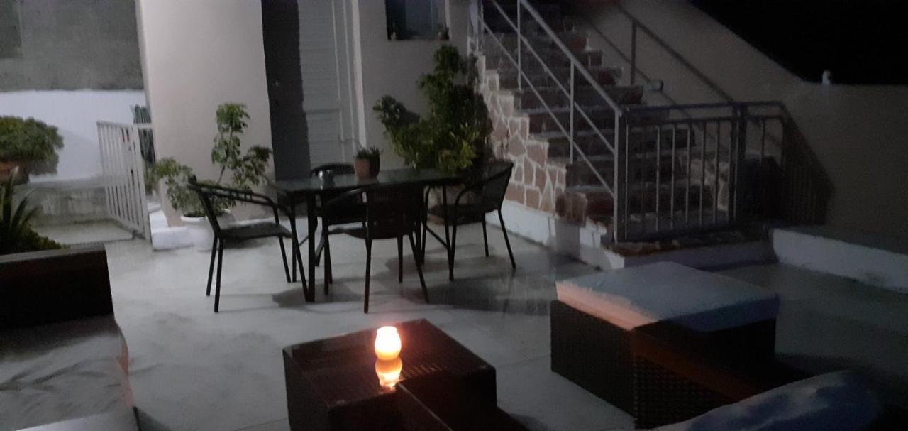 فيلا George Poros House المظهر الخارجي الصورة